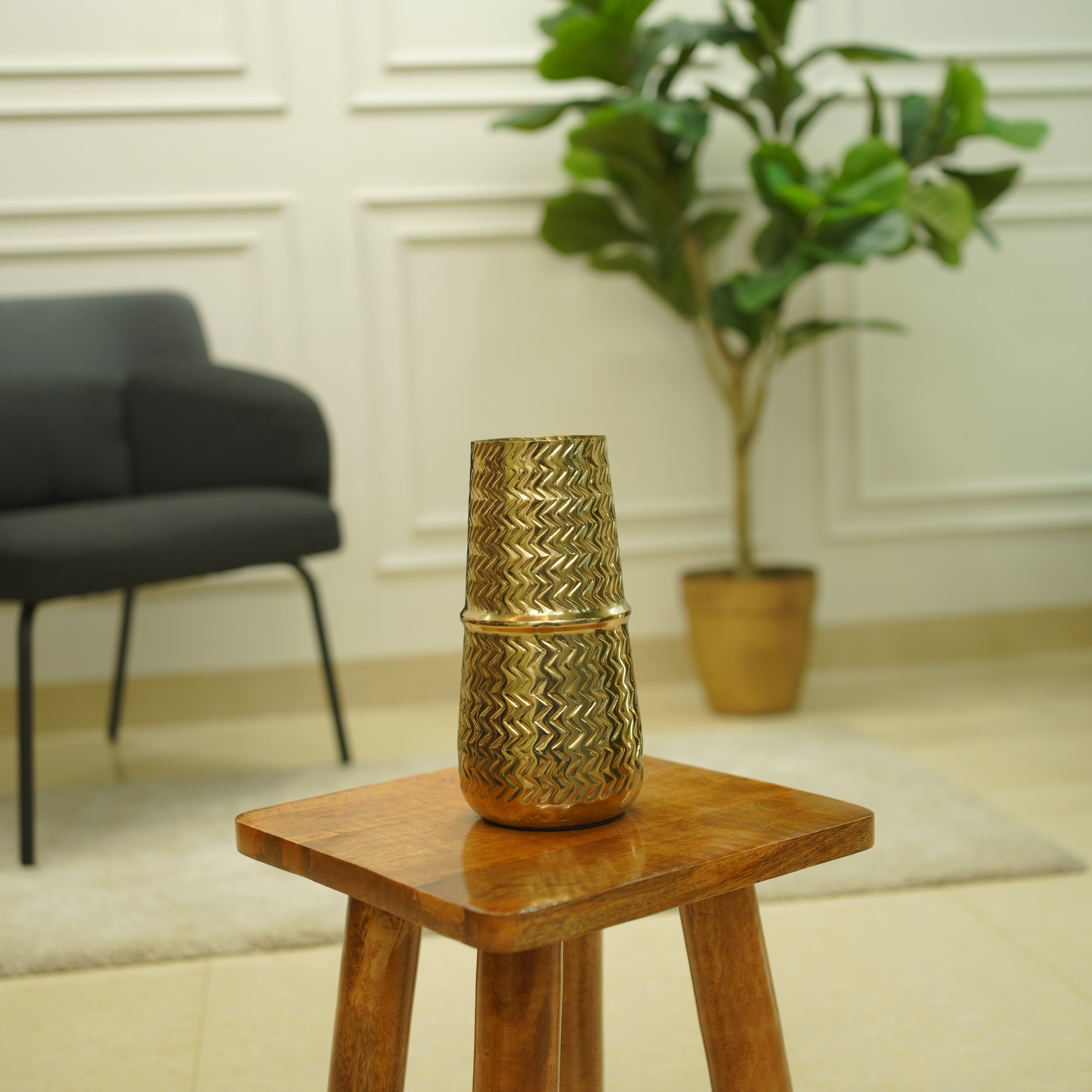 Arrow Embossed Metal Vase | Gold