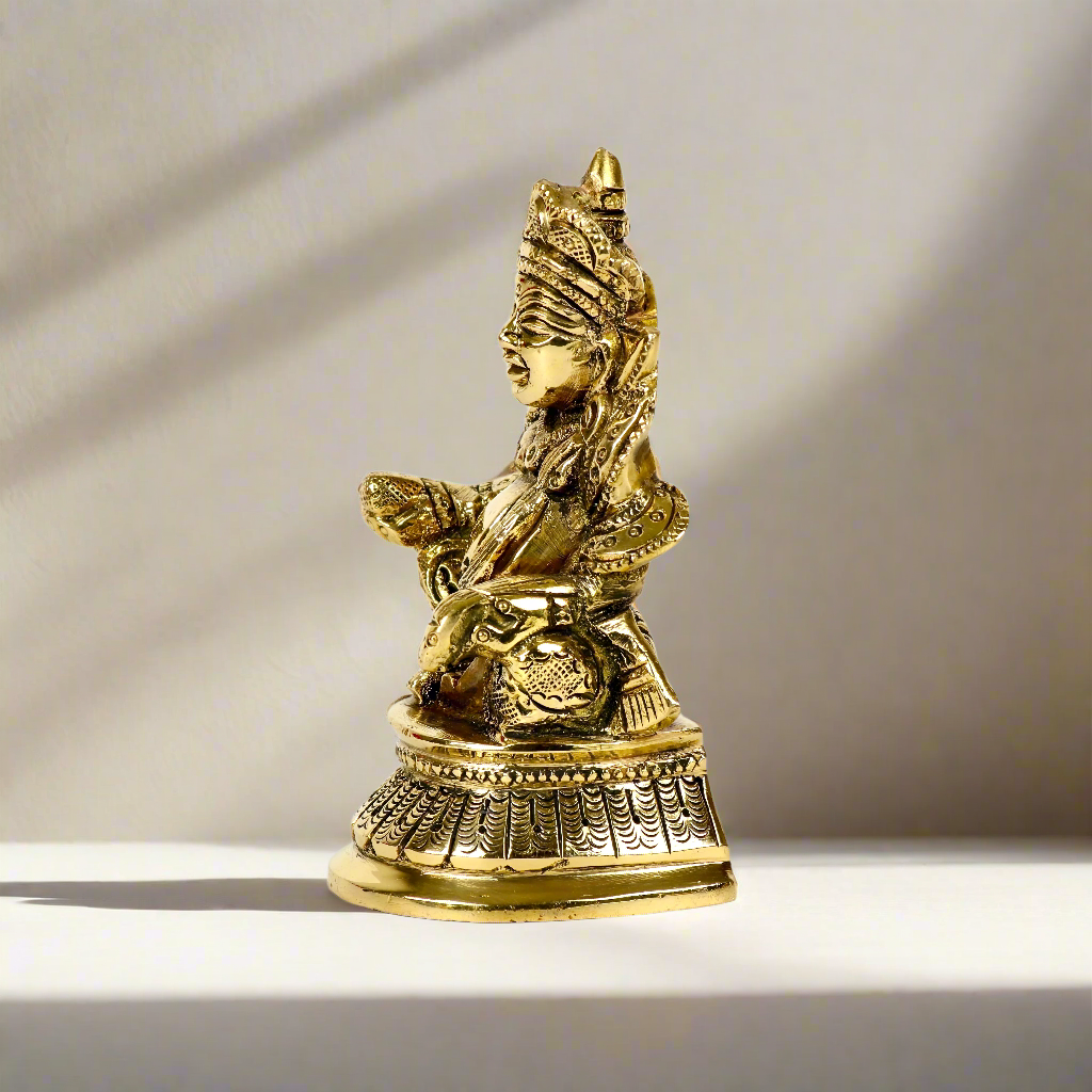 Brass Kuber Idol