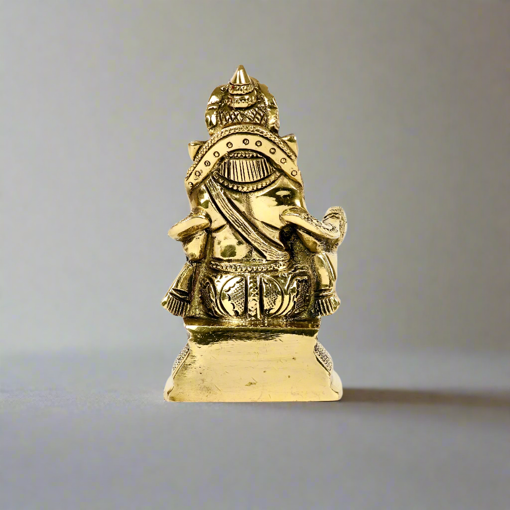 Brass Kuber Idol