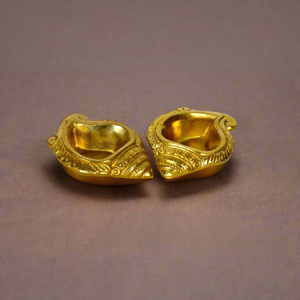 Brass Shankh Diya