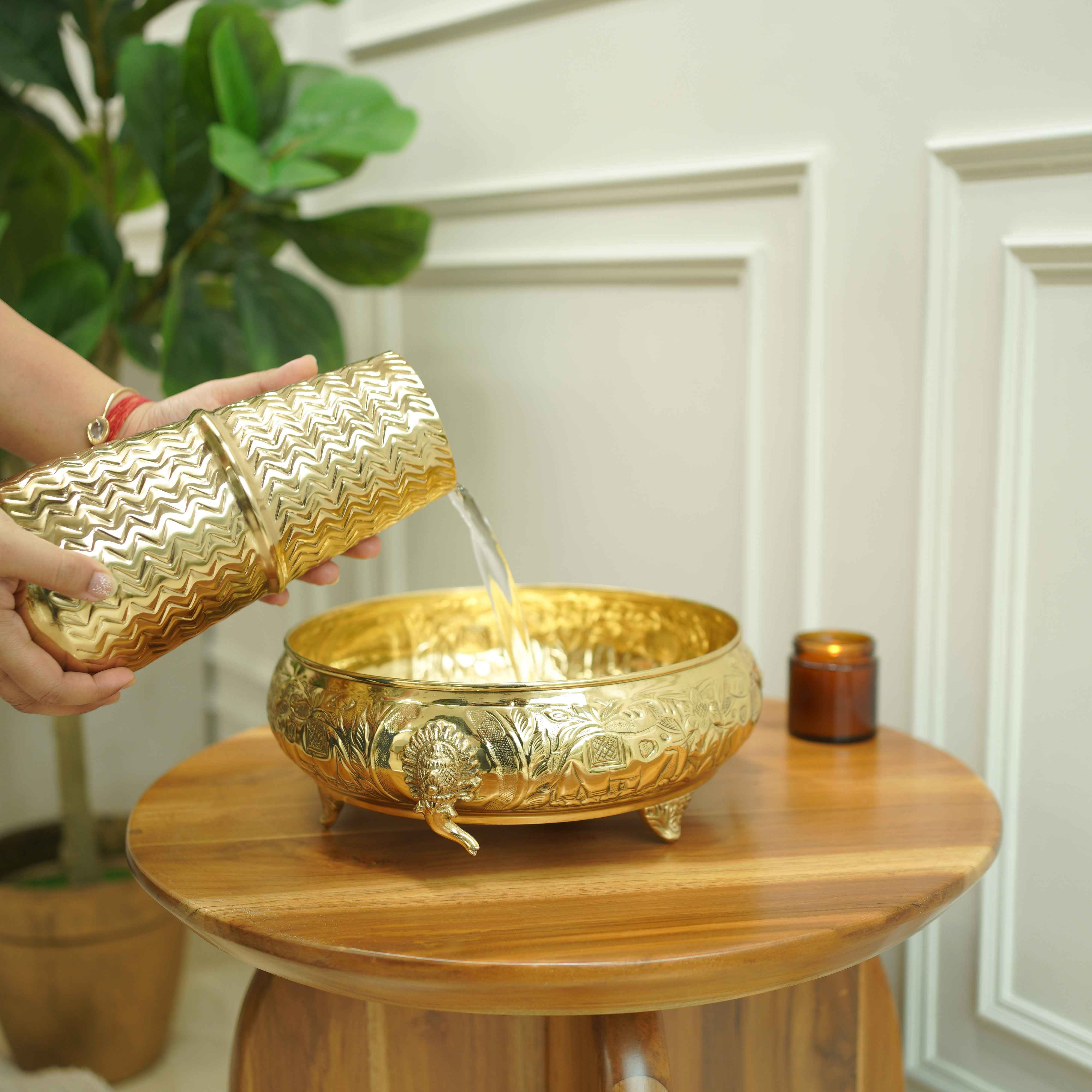 Gajgamini Brass Urli