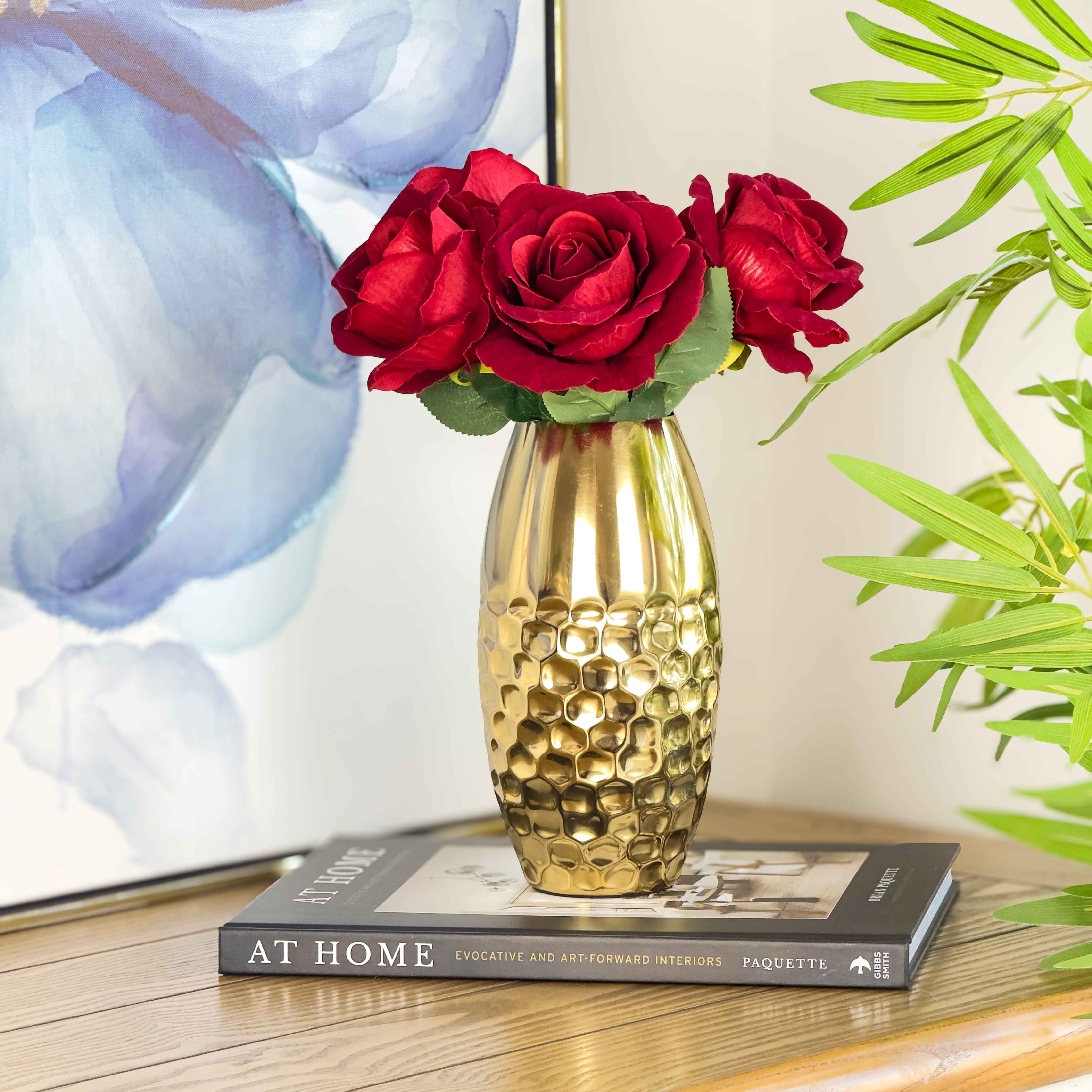 Metal Vase - Gold