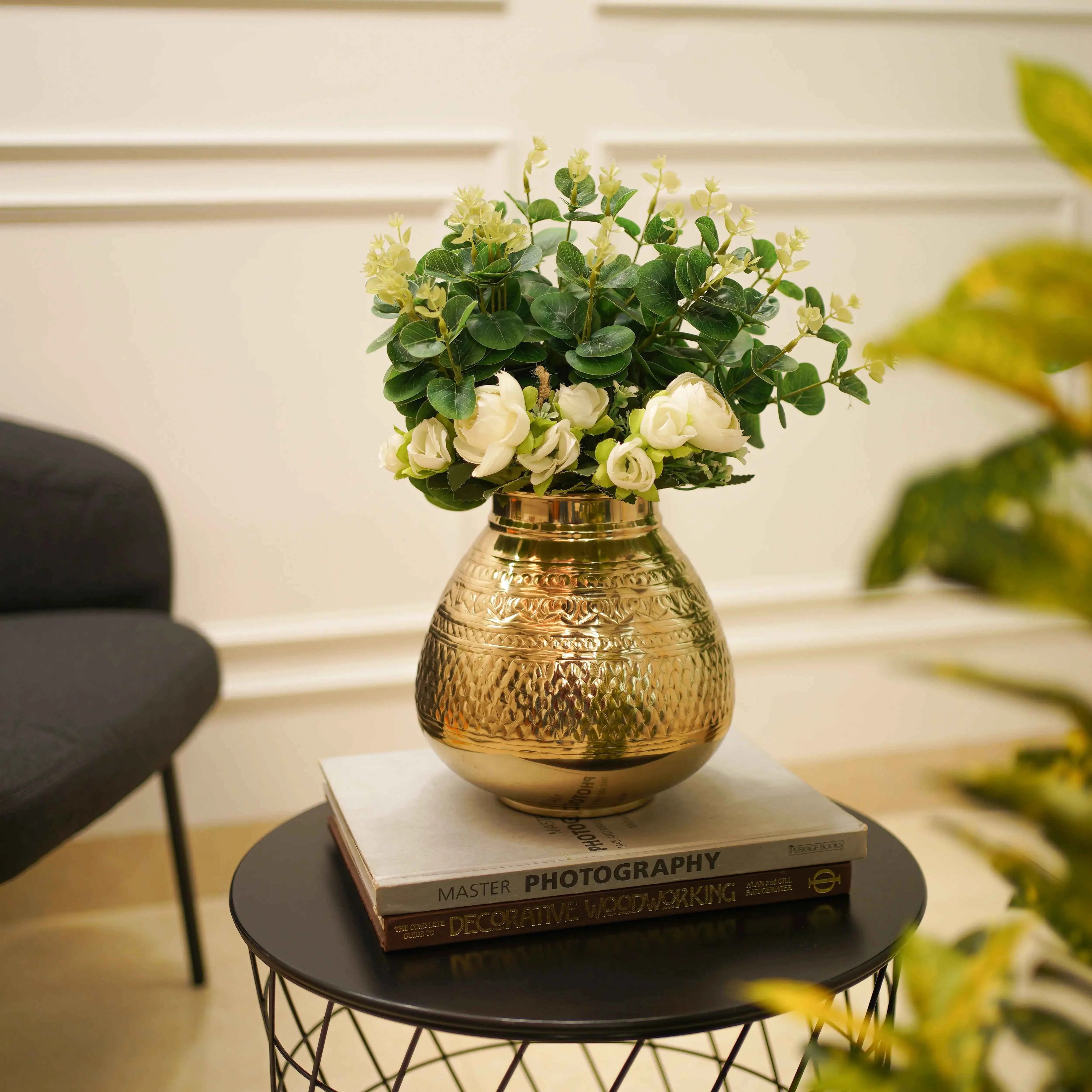Chitai Matki Vase