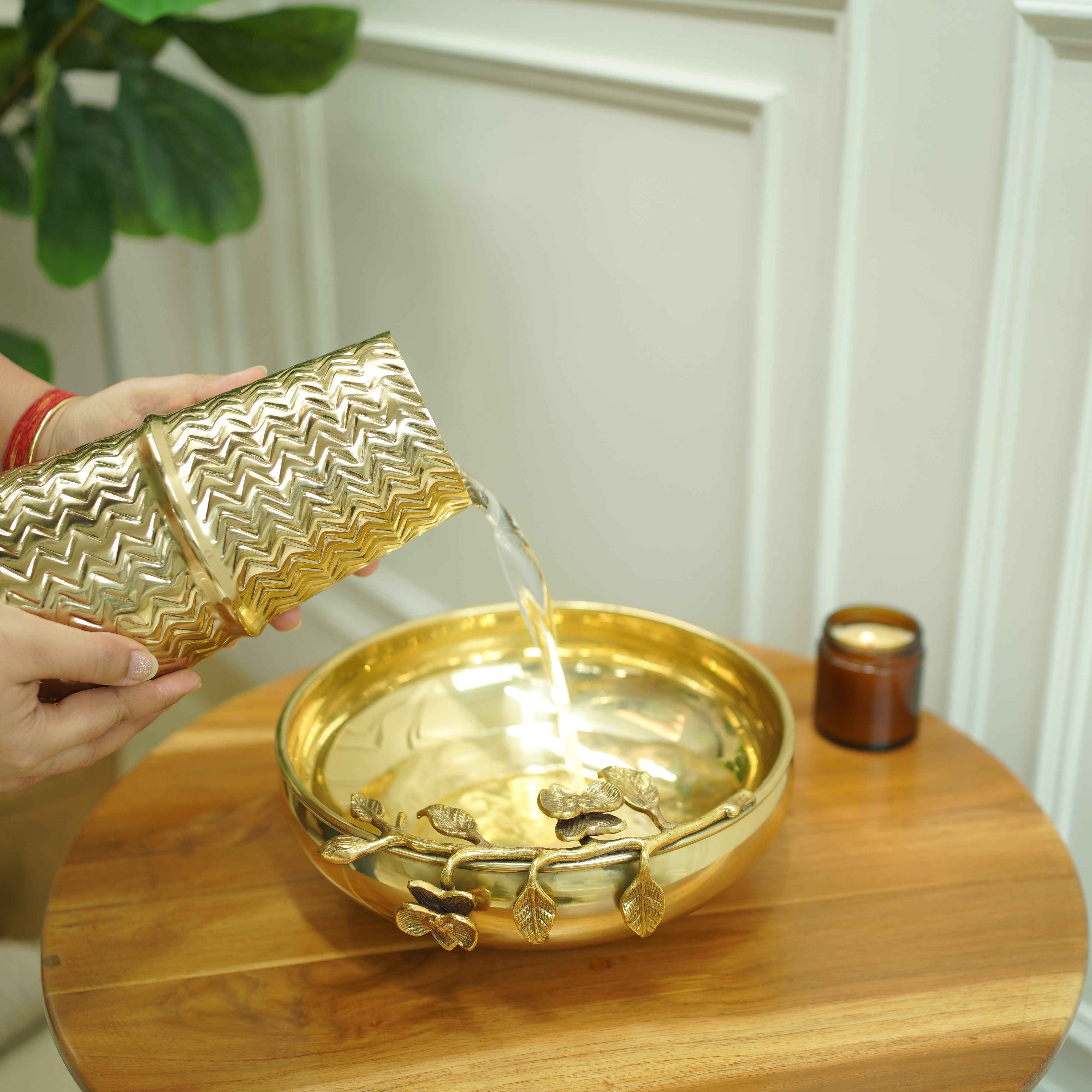 Mehak Brass Urli