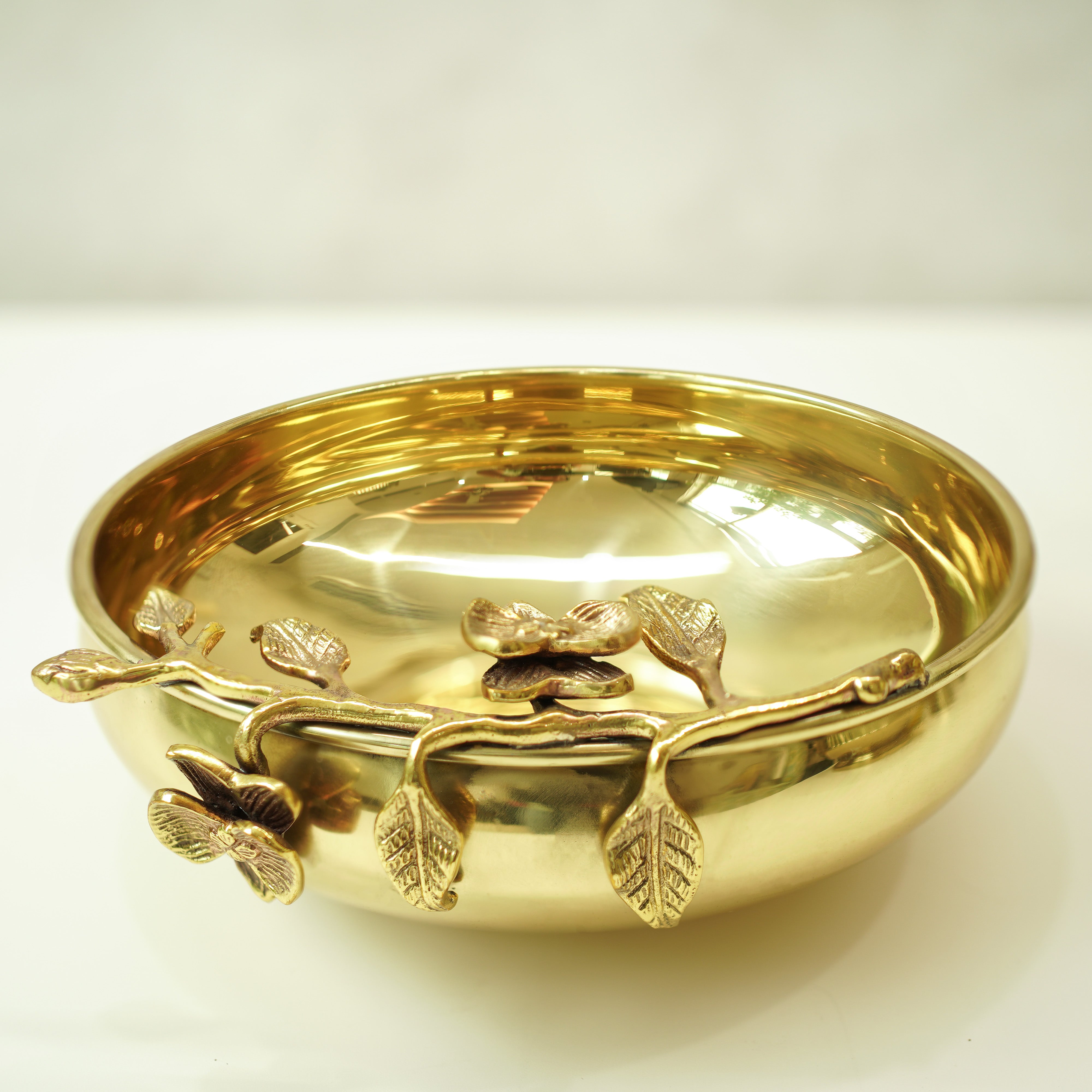Mehak Brass Urli