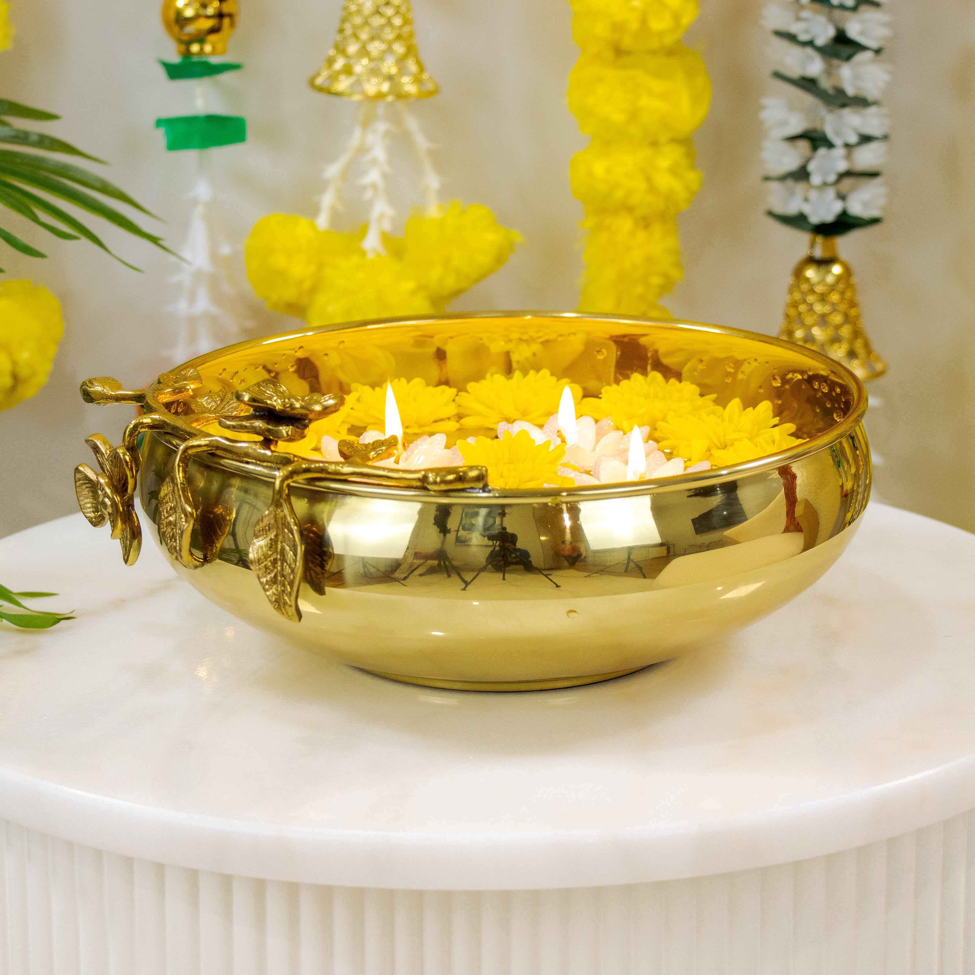 Mehak Brass Urli