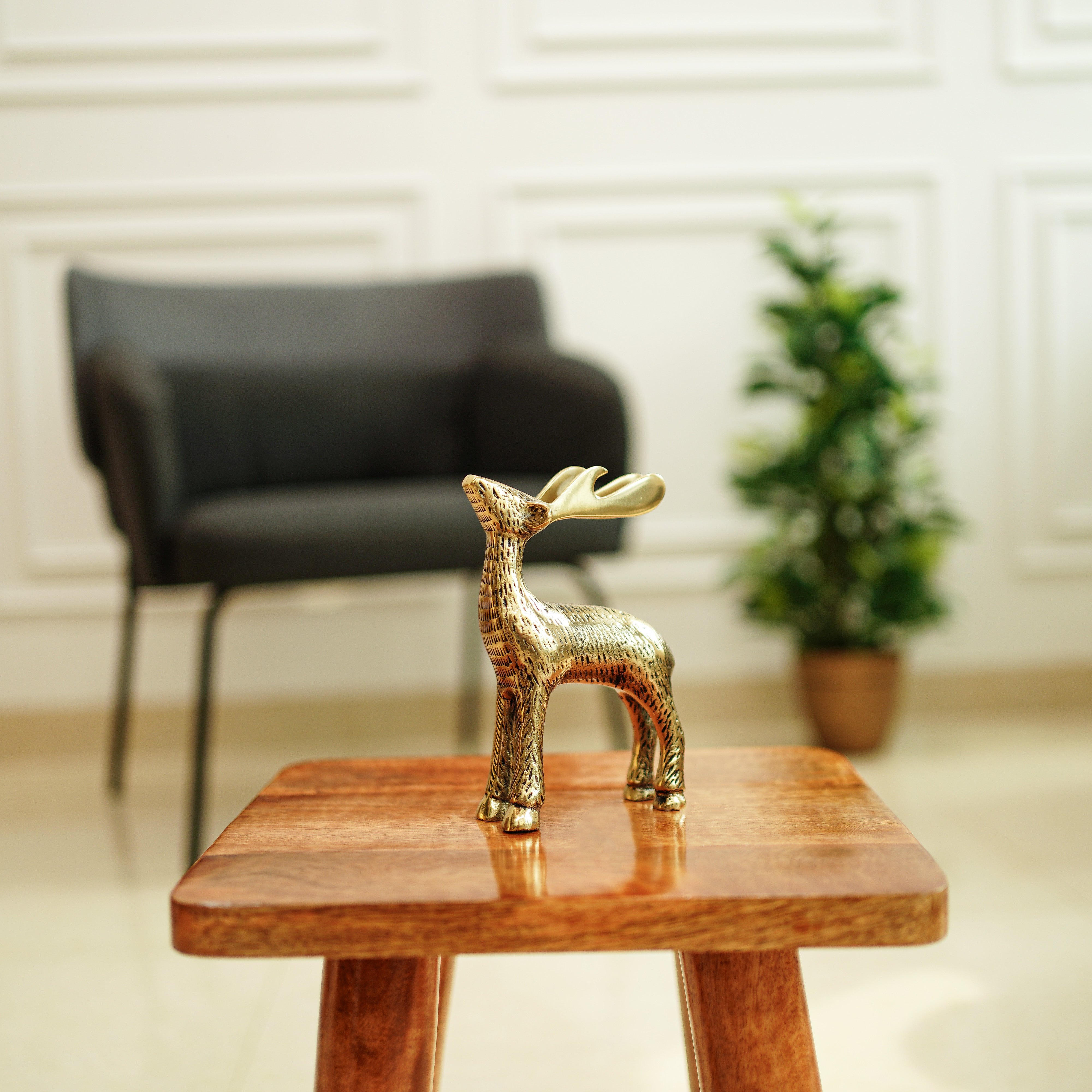 Metal Deer Showpiece | Gold