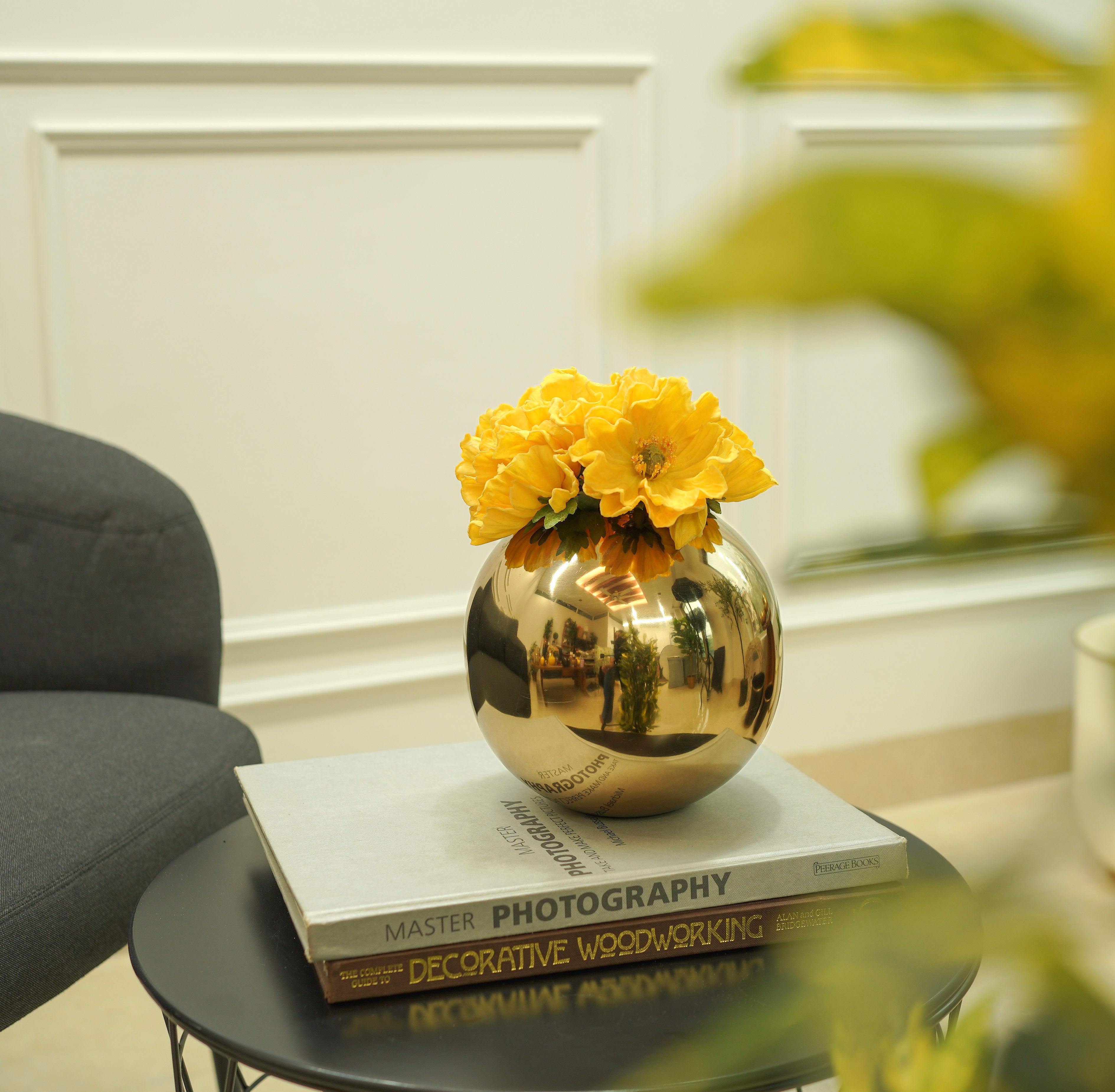 Metal Ball Flower Vase | Gold