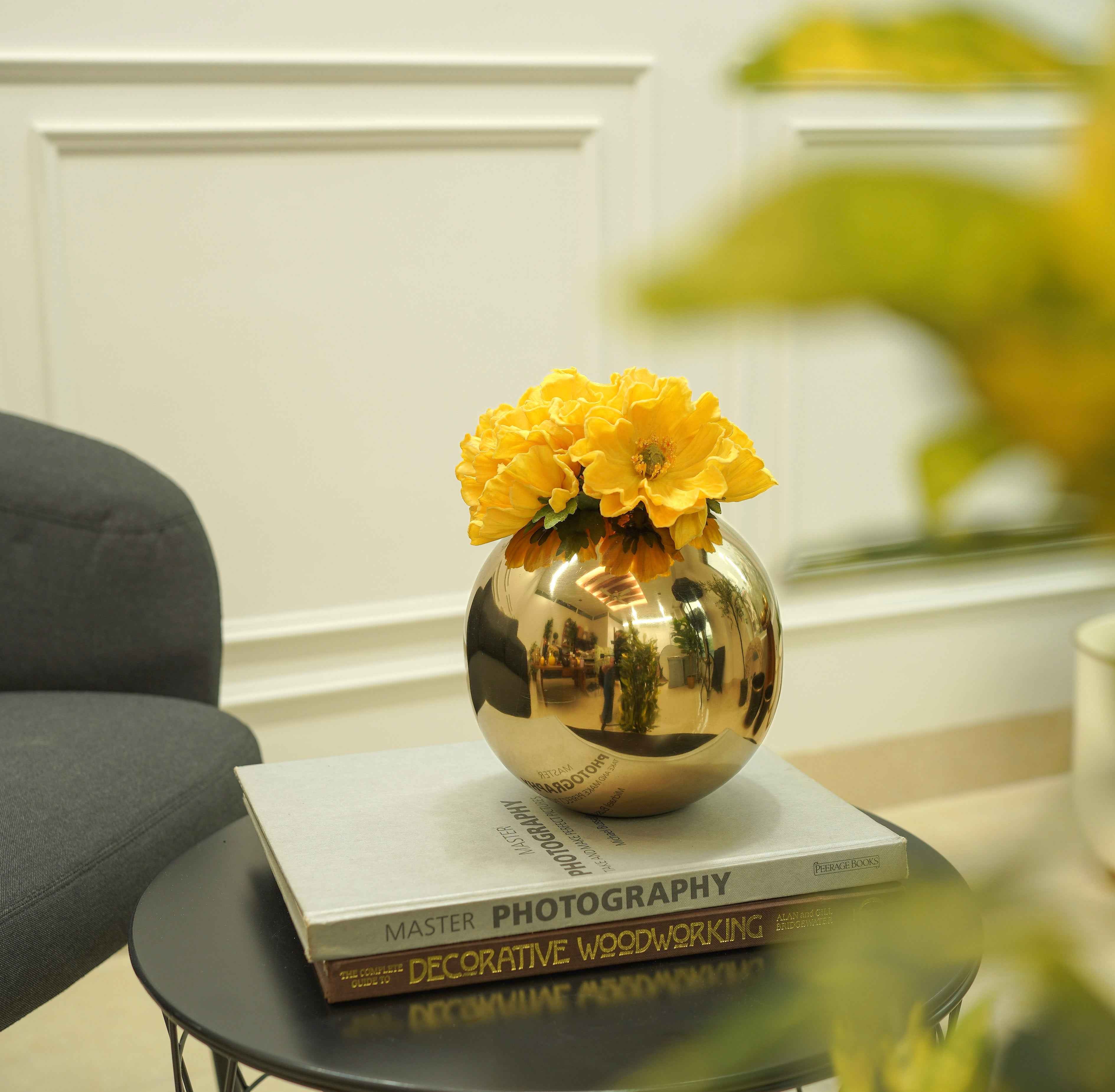 Metal Ball Flower Vase | Gold