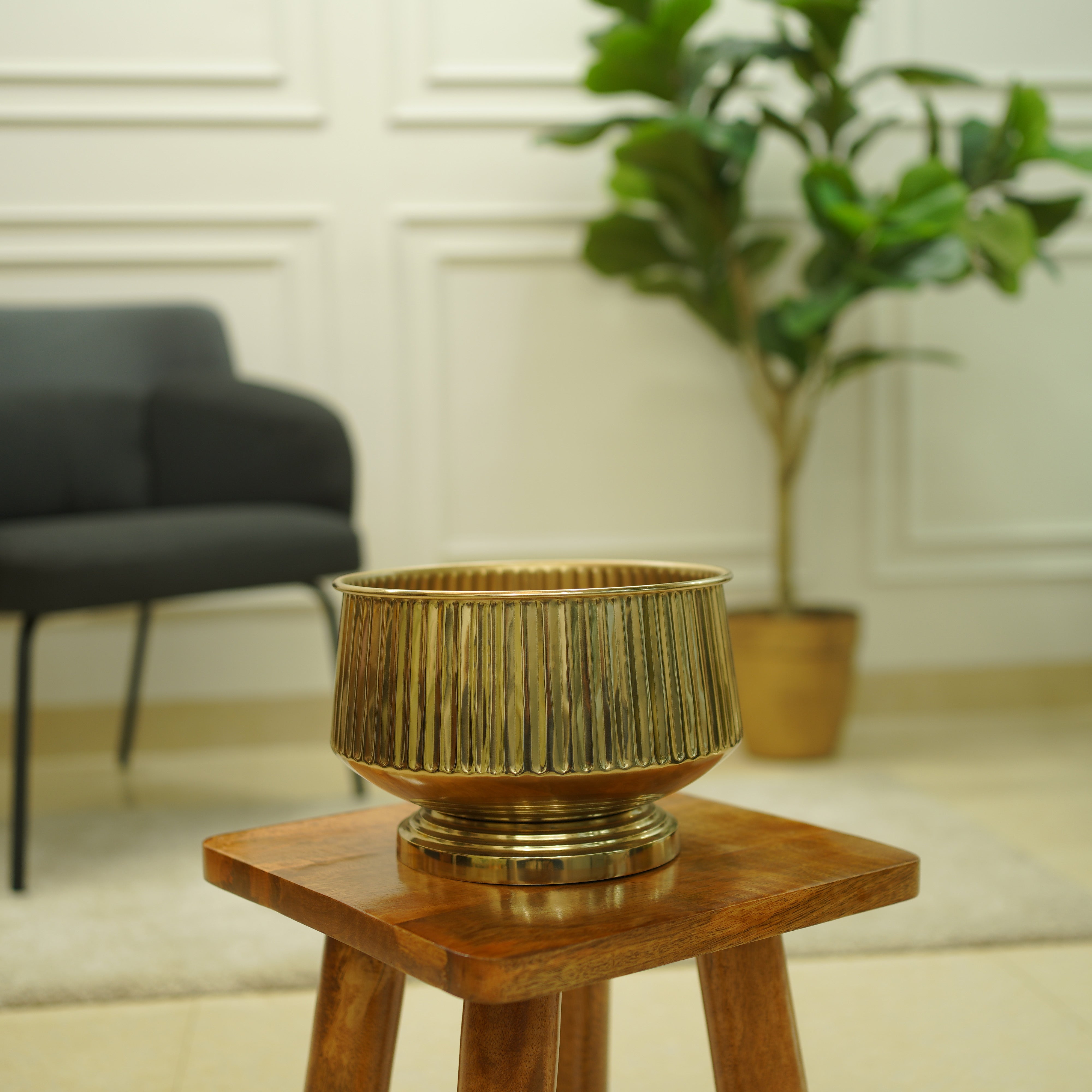 Pedestal Fluted Metal Planter