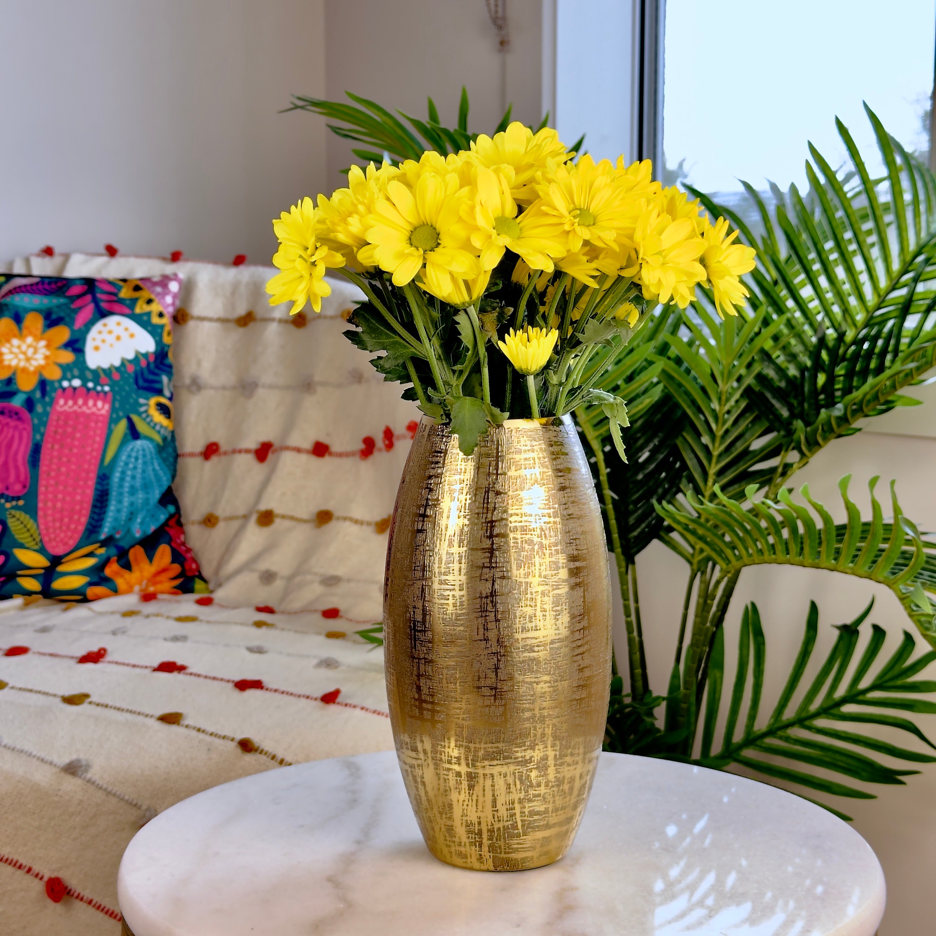Metal Vase - Gold