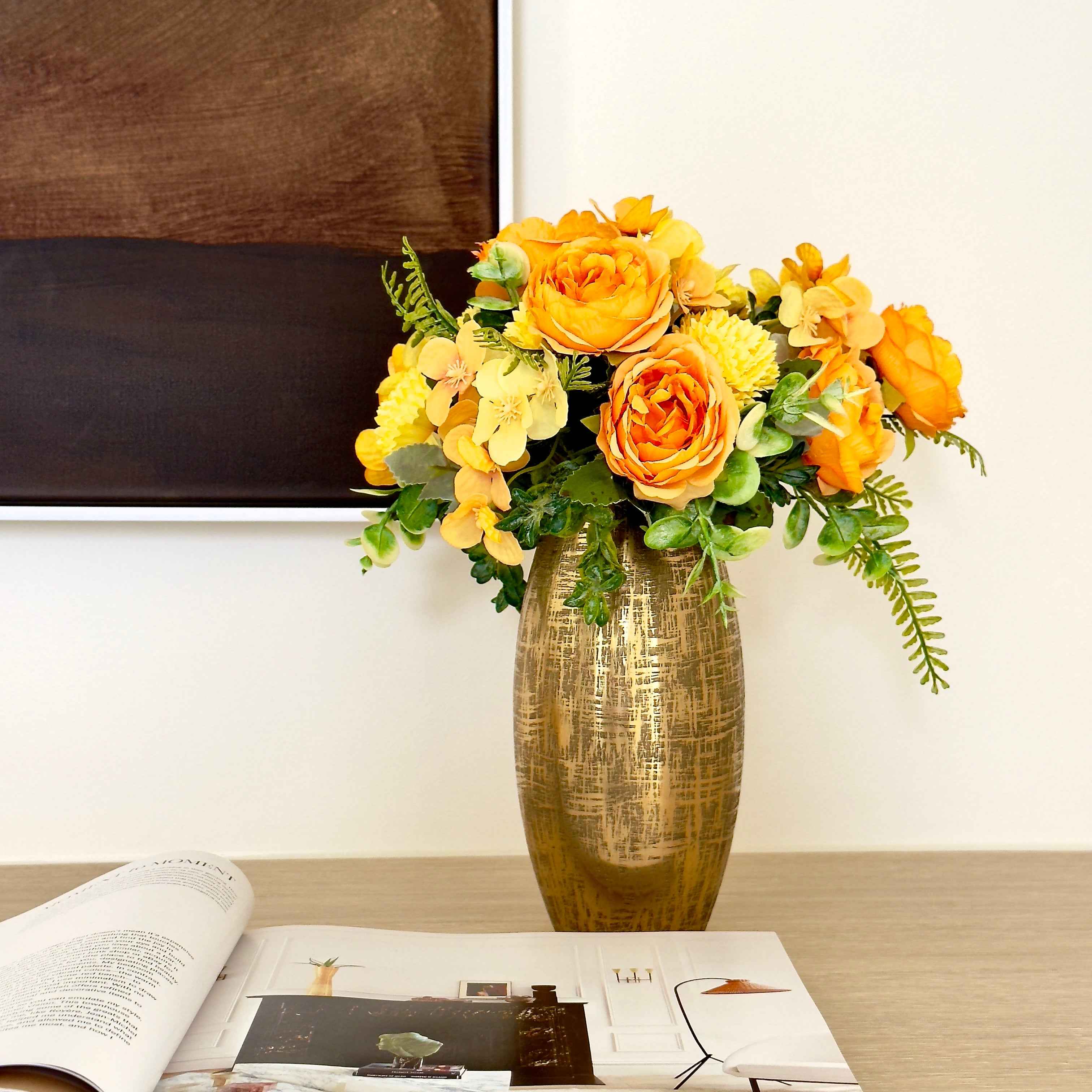 Metal Vase - Gold