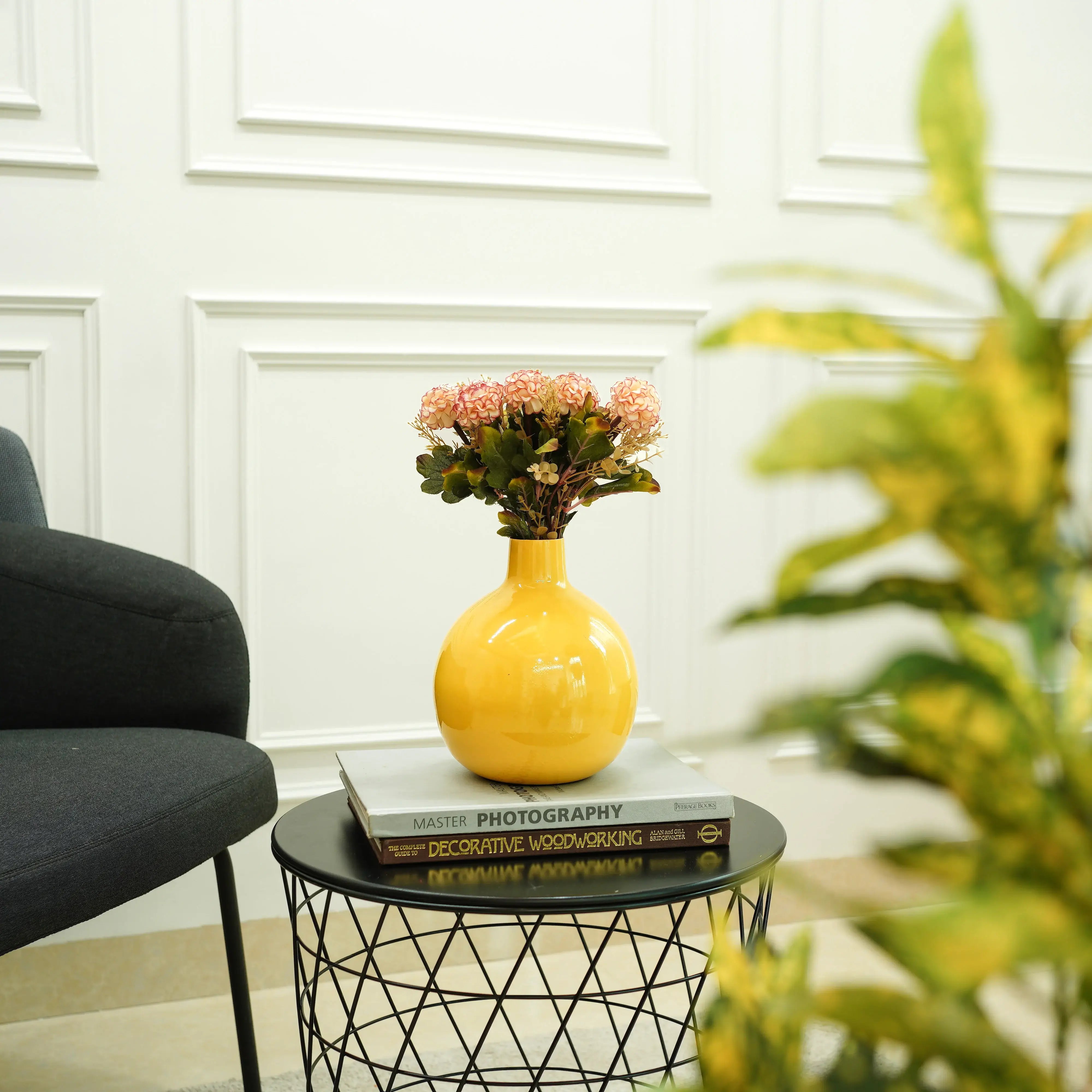 Metal Flower Vase | Yellow
