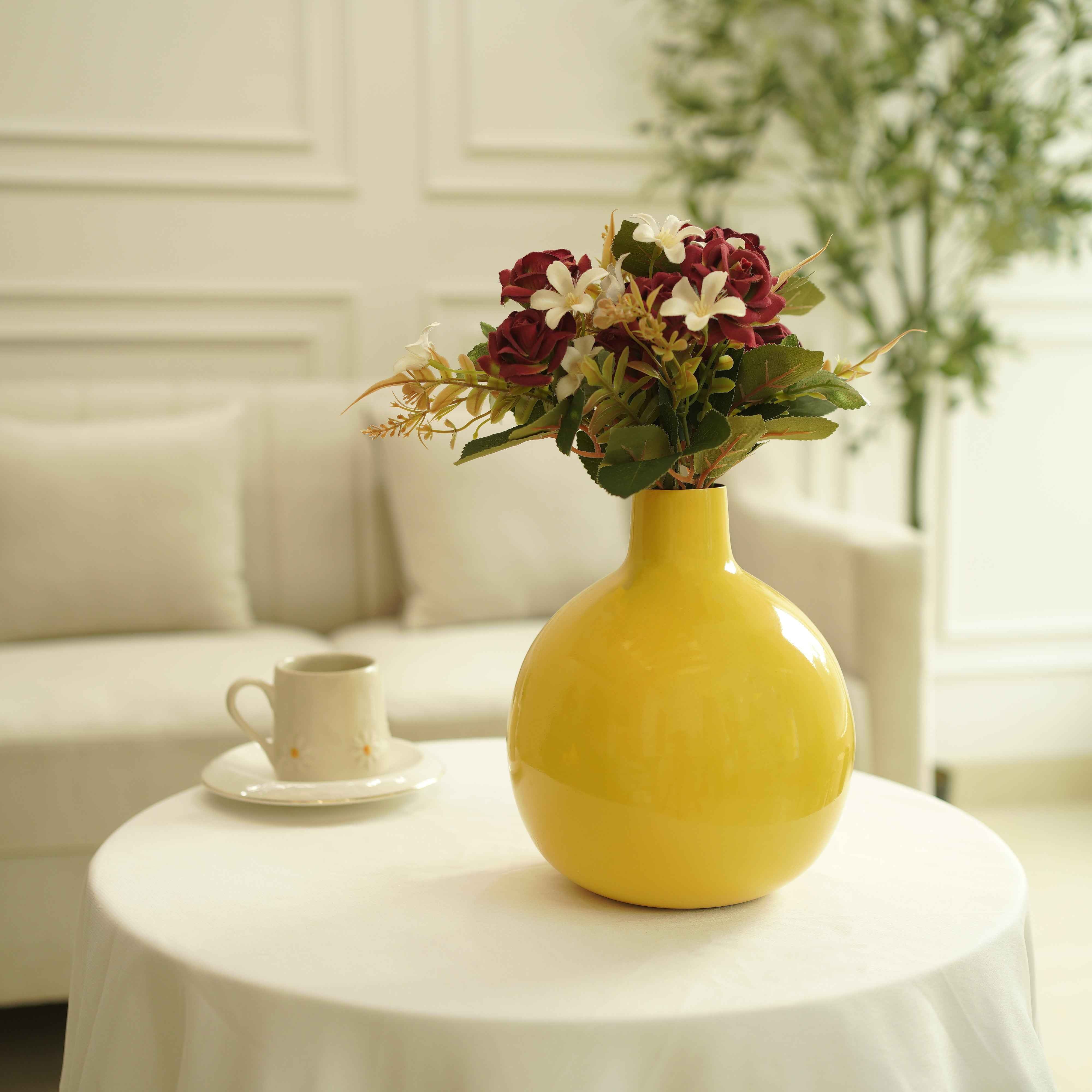 Metal Flower Vase | Yellow