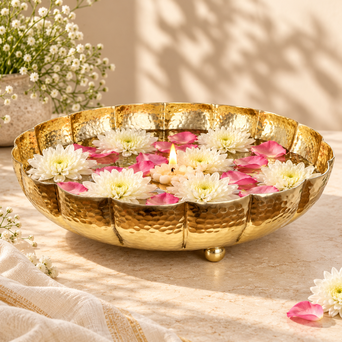 Juhi Urli Gold
