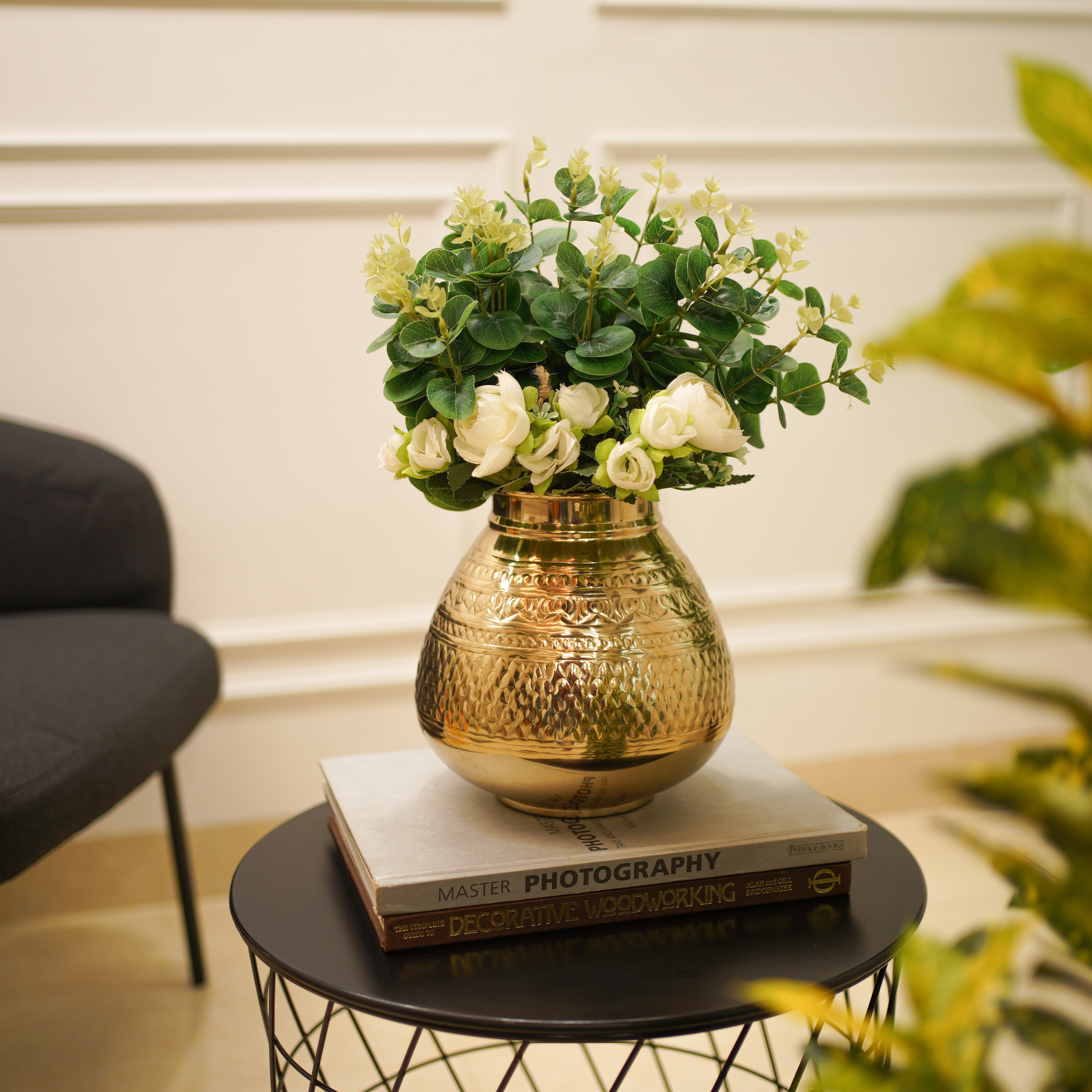 Chitai Matki Vase