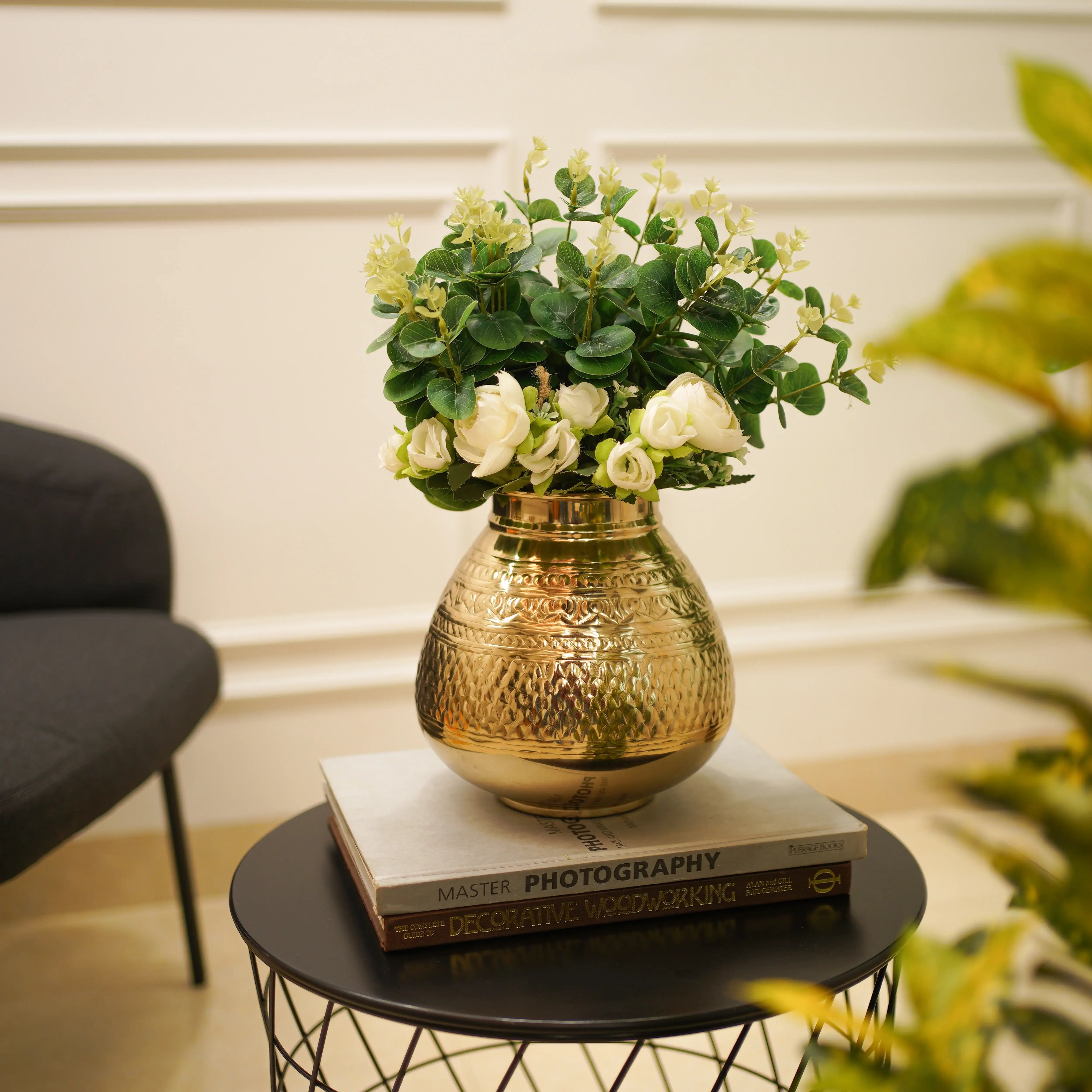Chitai Matki Vase